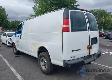 2008 Chevrolet Express Work Van из США, поврежденный, VIN 1GCGG25C381102102